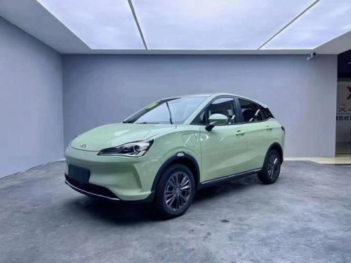 哪吒2500和哪吒2000买哪个？