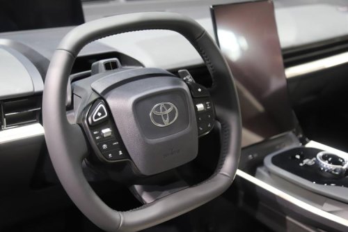 丰田bz3配置功能详解？