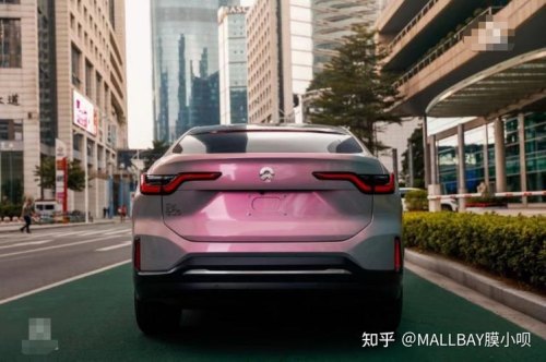 蔚来新车et5黄色和粉色哪个好看? 蔚来新车et5黄色和粉色哪个好看?
