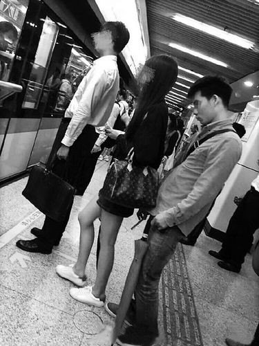 喜欢偷拍男人的女人，是什么心态？