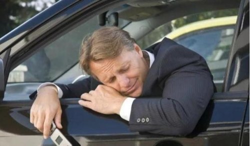 哪些牌子的车坐起来不容易晕车，安全性高？