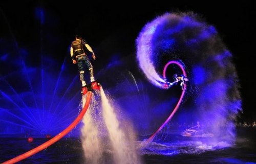 水上飞人可以融入什么杂技？