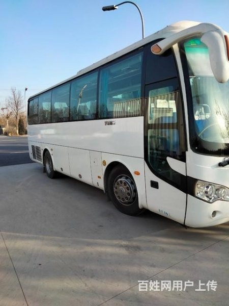 大型客车是多少座到多少座？