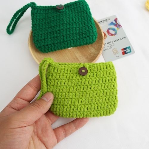 手工编织公交卡袋的详细方法？