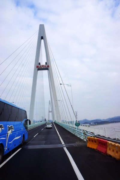 39座大巴车舟山跨海大桥过桥费？