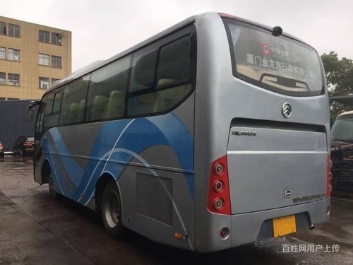 35座的大客车多宽？