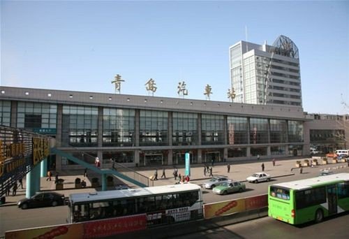 青岛有几个汽车站啊？