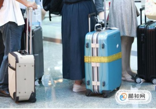 托运行李和坐的飞机是不是一起？