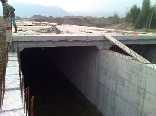 过路箱涵是什么? 过路箱涵是什么?