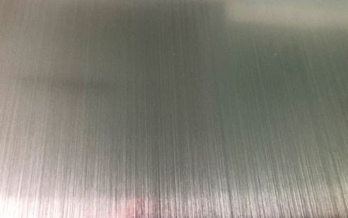 拉丝底能站人吗？