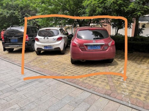 一个车位可以停两个车子吗? 一个车位可以停两个车子吗?