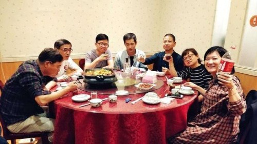 请客户吃饭可以说出来坐坐吗? 请客户吃饭可以说出来坐坐吗?