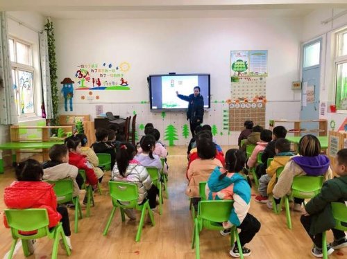 幼儿园小班安全教育课有哪些？