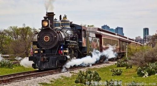 火车进站写一段话250字？