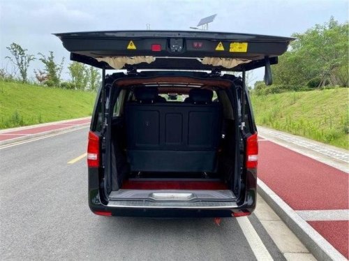 奔驰威霆，不到30万标配2.0T+9AT，车长5370mm，难道不香？