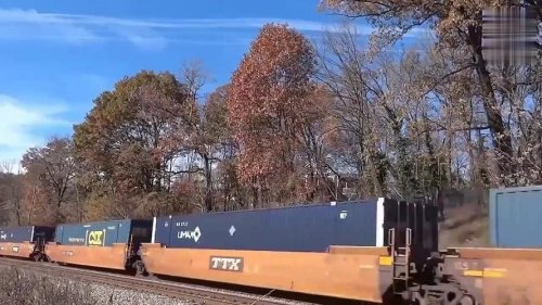 世界上除了火车啥车最长？