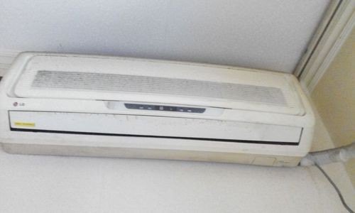 空调刚启动绿灯一会变红灯正常吗? 空调刚启动绿灯一会变红灯正常吗?