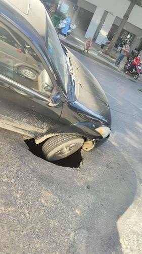 汽车前轮处遇到不平的路发出咕噜咕噜的声音,是什么问题? 汽车前轮处遇到不平的路发出咕噜咕噜的声音,是什么问题?