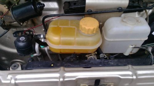 九龙汽车水箱怎么排空气？