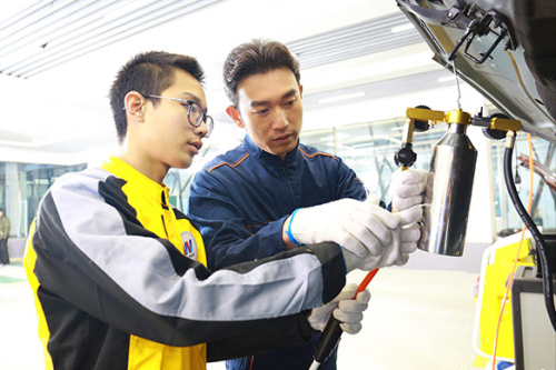 现在学汽车技术有什么前途？