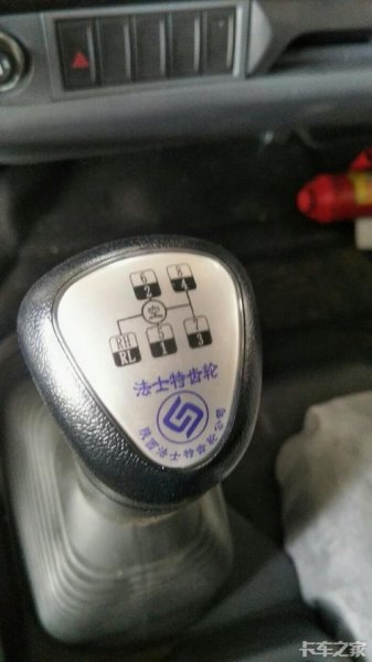 大客车几档起步？