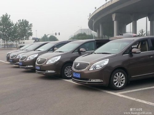 8人租车租什么车? 8人租车租什么车?