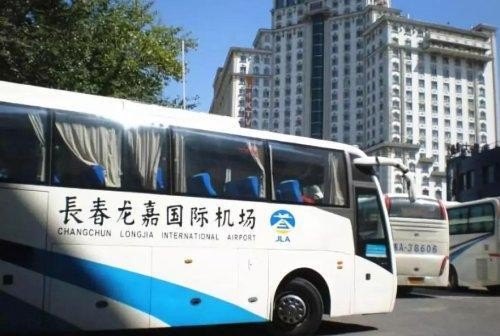 求问辽源到龙嘉机场怎么走最方便，时间最短？