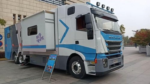 重卡房车与大巴房车哪个好？