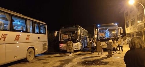长途大巴凌晨2-5点不休息了吗？