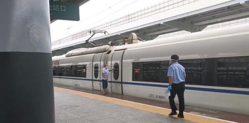 高铁可以中途站下车吗？