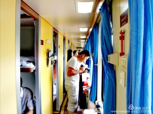 硬卧车厢之间是互通的吗？