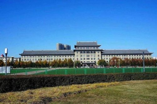 为什么哈尔滨工程大学看起来占地面积很大，每年的毕业生却好像很少的样子？