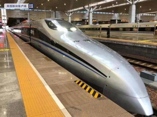 高铁每秒行驶多少千米？