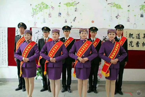 铁路乘务员哪个学校最好？