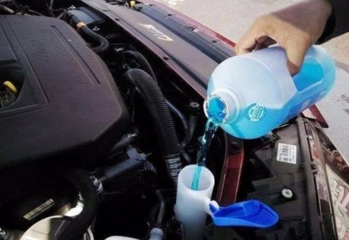 车辆洗涤液不足对车有什么影响？