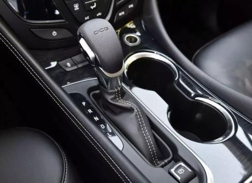 双离合与AT哪个更好？