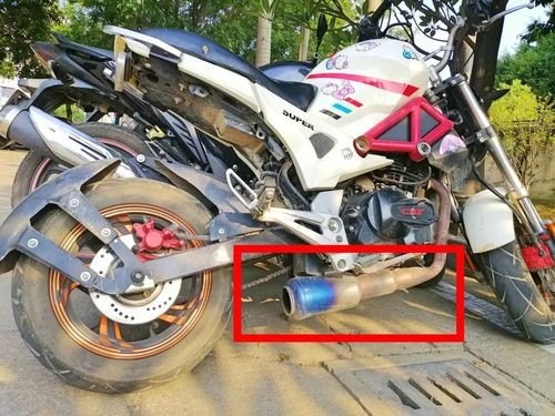 为什么摩托车噪音比汽车大？