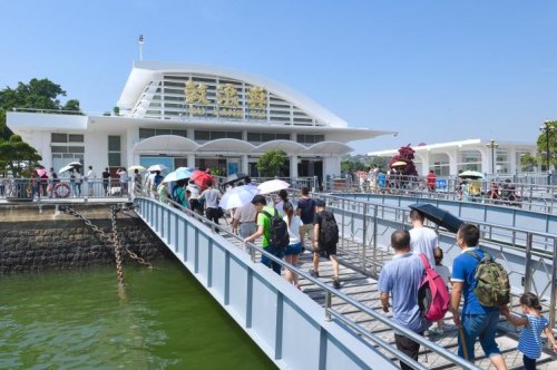 厦门游客怎么去鼓浪屿？