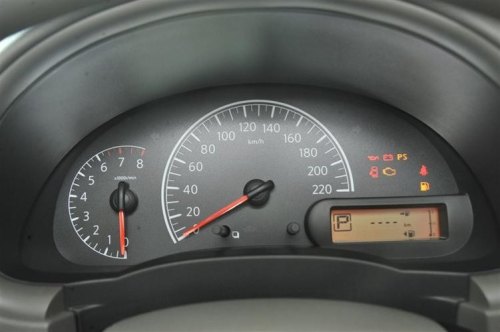 如何调节东风日产阳光汽车里的时间? 如何调节东风日产阳光汽车里的时间?