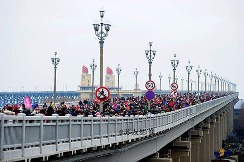 2021年南京长江大桥可以停车观光吗？