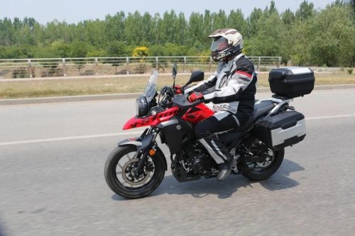 250摩托车一天能跑多少公里？