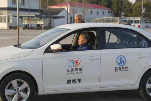 扬州哪里可以考驾照？