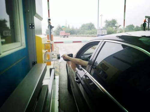 临时牌有etc可不可以上高速? 临时牌有etc可不可以上高速?