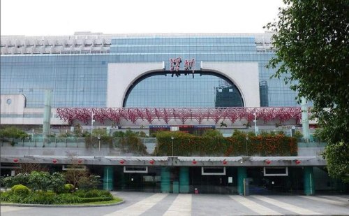 深圳火车站在深圳哪里？
