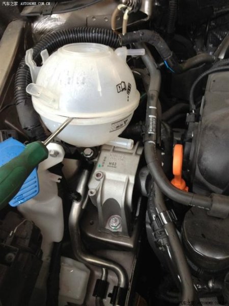 20t迈腾防冻液更换步骤？