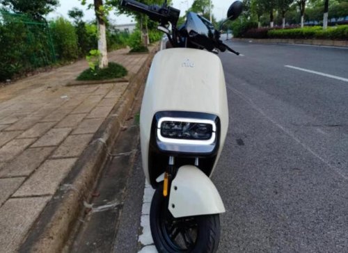 小牛g400能上牌吗？