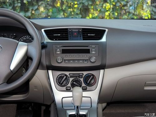 轩逸低配车怎么连手机放歌？