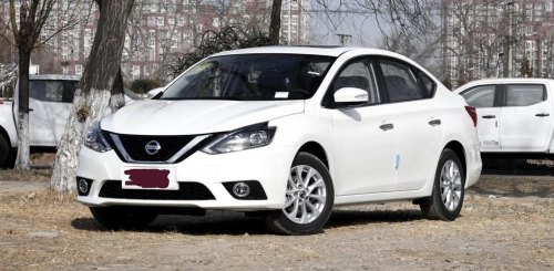 经典轩逸豪华版落地价多少钱？