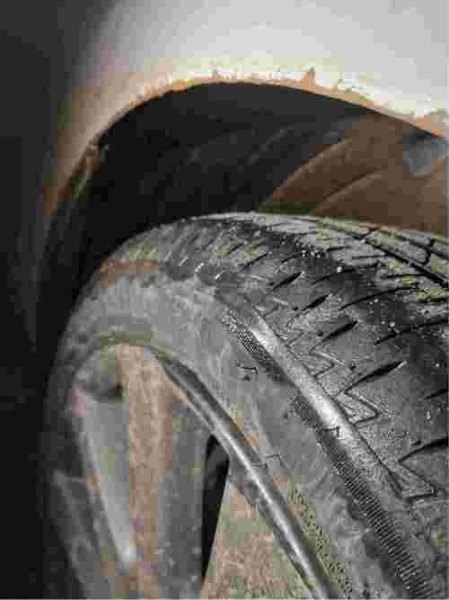 轮胎鼓包还能用吗？