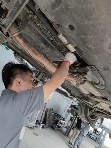 宝马x1双离合变速箱油多久换一次？